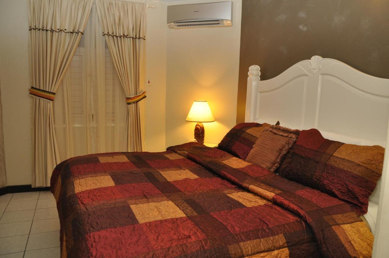 Marchabell By The Sea E22 Leilighet Ocho Rios Rom bilde