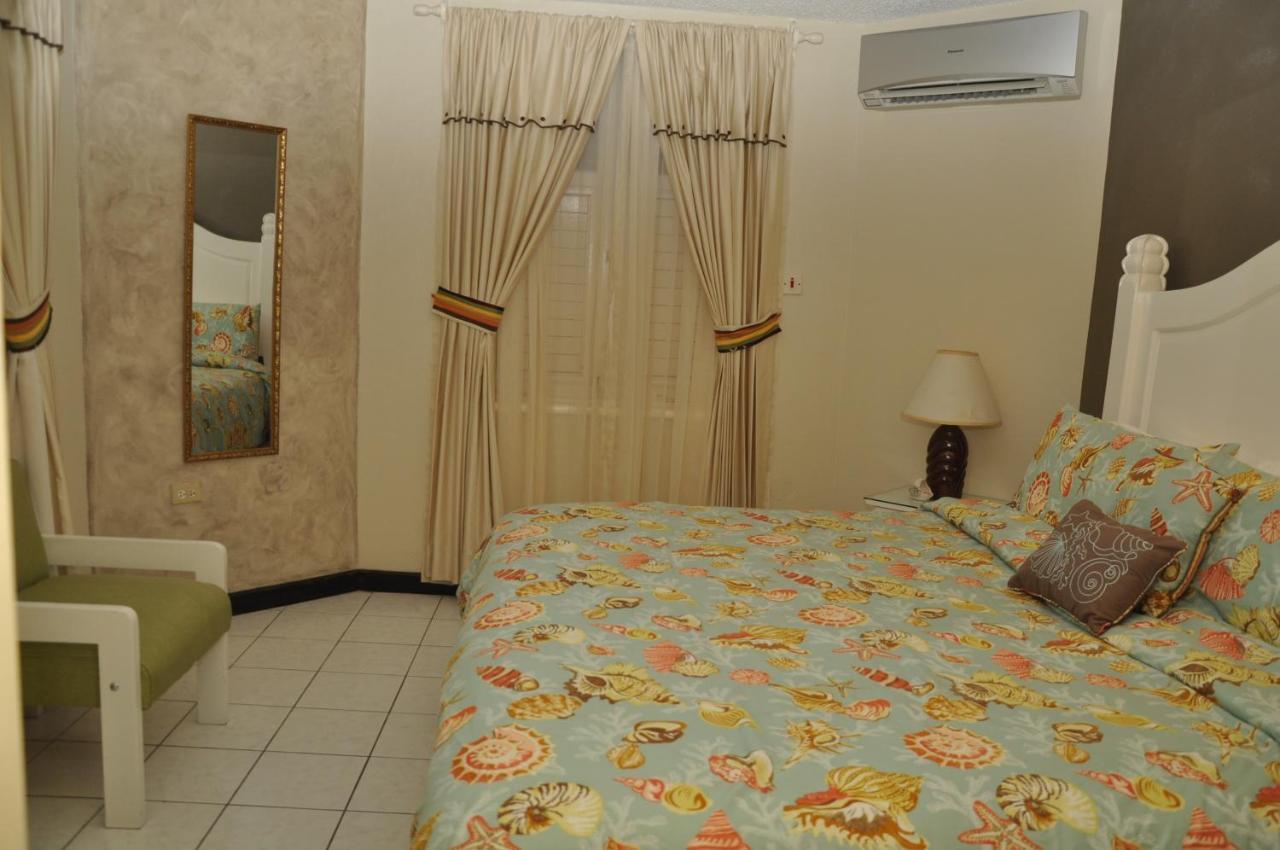 Marchabell By The Sea E22 Leilighet Ocho Rios Rom bilde
